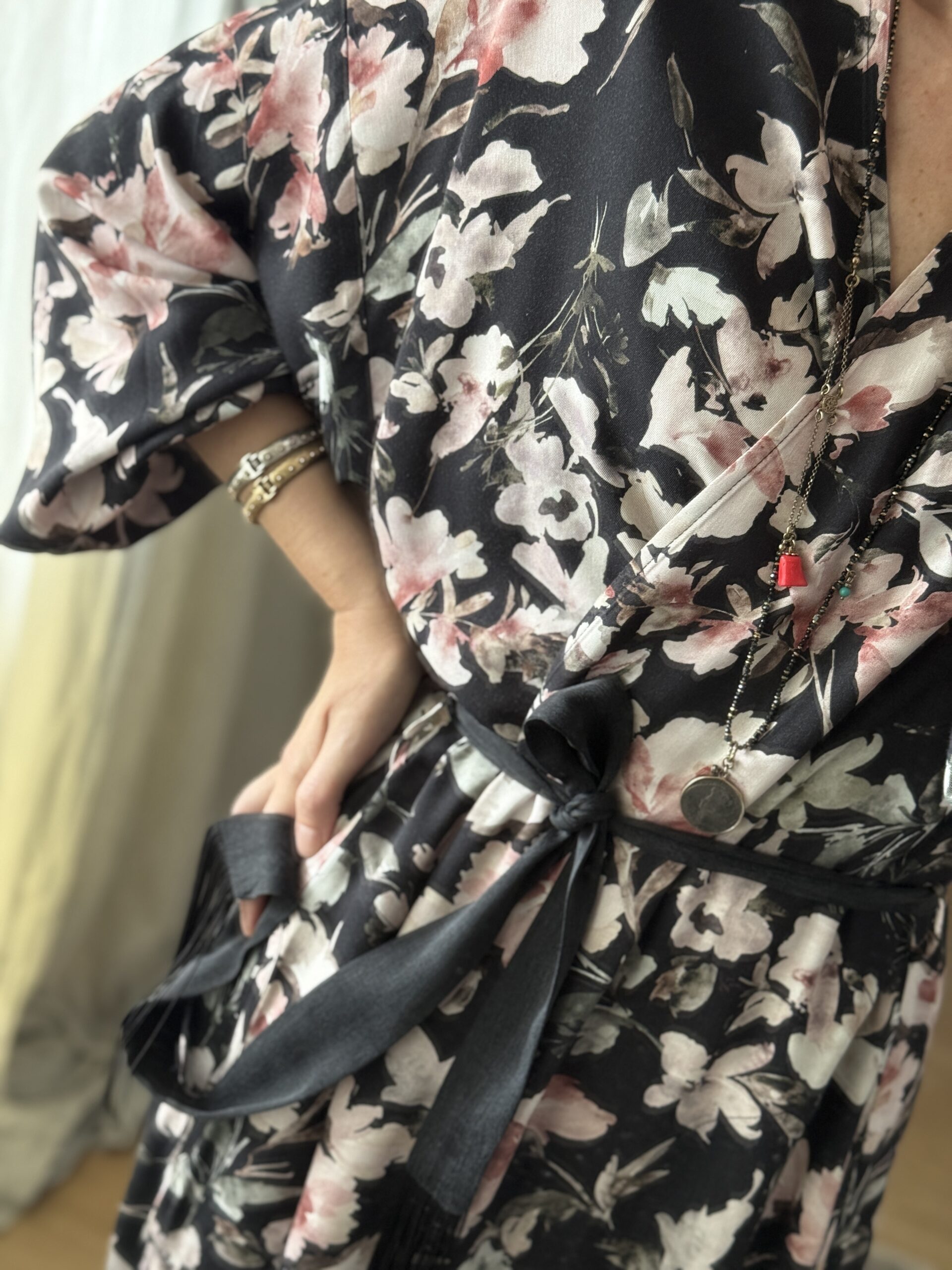 Kimono Inari kolorowe kwiatki - obrazek 3